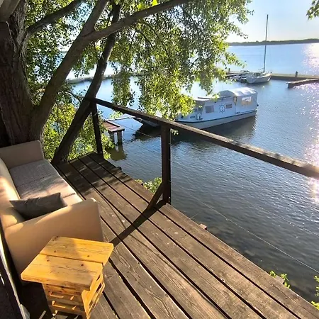 The Marina Treehouse * Hamuliakovo