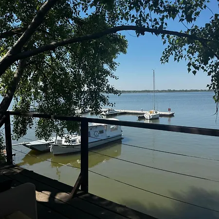 The Marina Treehouse Hamuliakovo